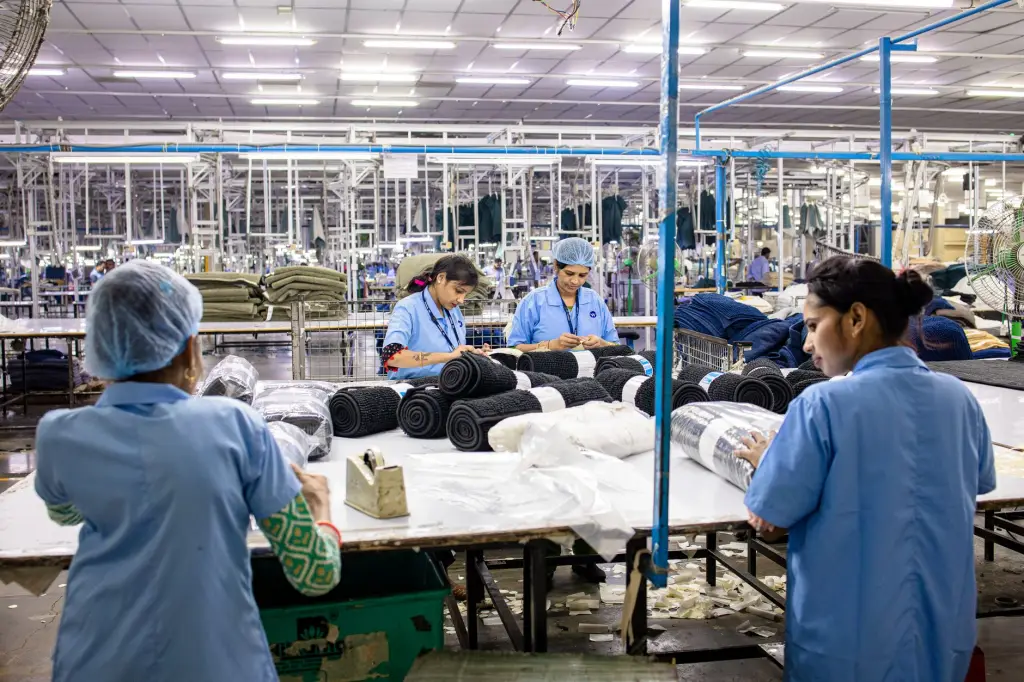 广西日用品商贸服务供应链优化策略探讨