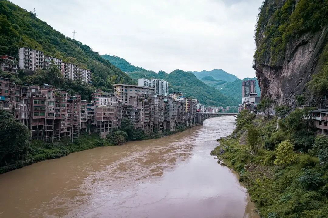 商贸服务行业观察：玉林日用品批发零售供应链的数字化升级路径